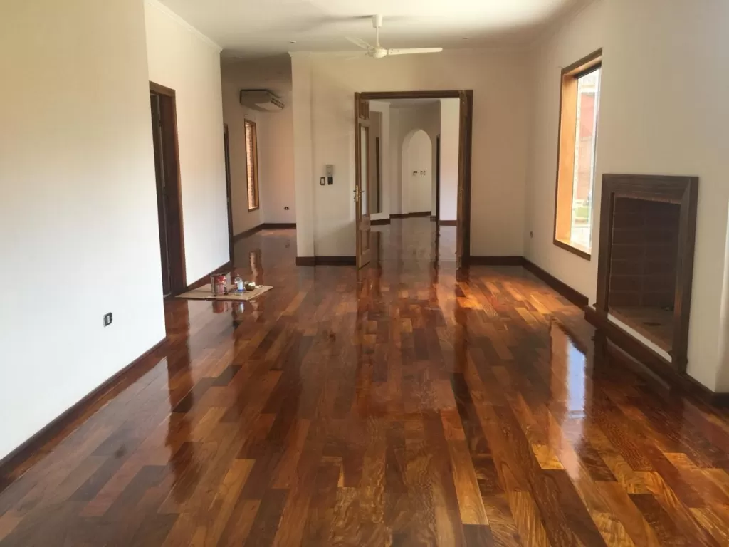 PROX. PASEO LA GALERÍA, STA. TERESA: ELEGANTÍSIMA RESIDENCIA, 3 SUITES, JARDÍN, PISCINA. — foto 3