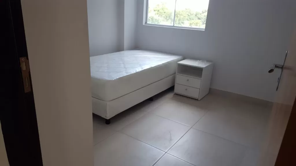 VENDO DEPARTAMENTO EN EDIFICIO ZONA U.N.A — foto 2