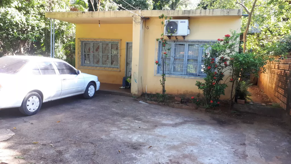 vendo casa zona loma pyta, sobre lombardo — foto 2