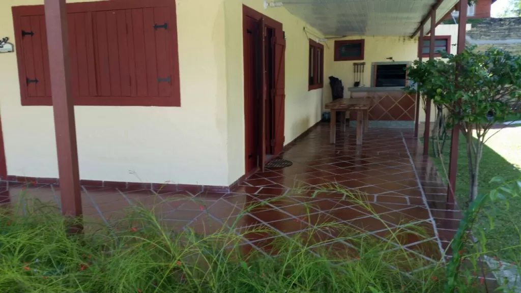ALQUILO CASA EN SAN BERNARDINO A CUADRAS DE EX KENNEDY ZONA CENTRO — foto 2