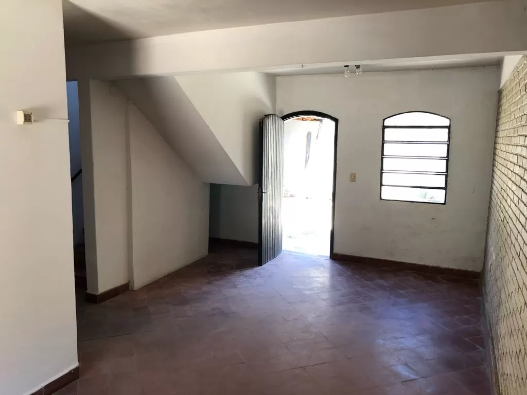 Vendo Casa a Refaccionar. Asunción-Mburicao — foto 3
