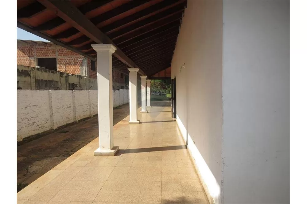 Terreno sobre la Avda Mcal López, Fdo zona norte — foto 2