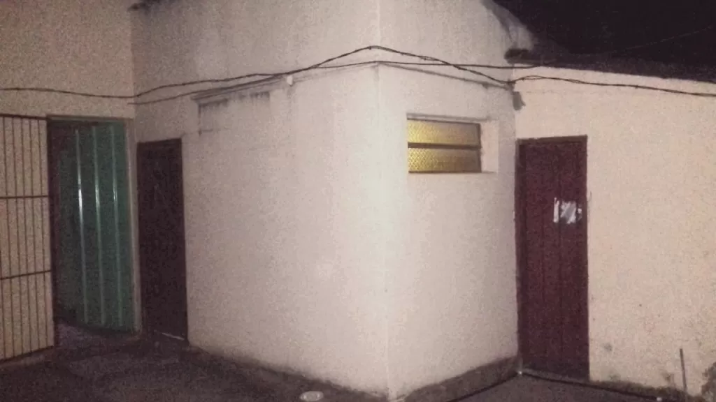 ¡VENDO CASA EN CORONEL OVIEDO! M6000. — foto 2