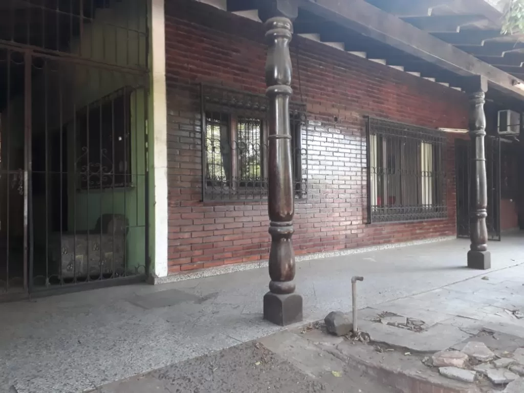 VENDO PROPIEDAD EN ESQUINA - LAMBARE — foto 2
