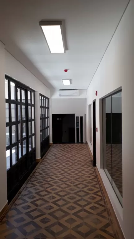 Patrimonio Historico Remodelado para Oficinas o Comercio en Asunción-Centro. — foto 2