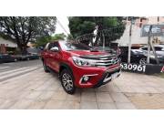 VENDO TOYOTA HILUX / 2017 - FULL EQUIPO