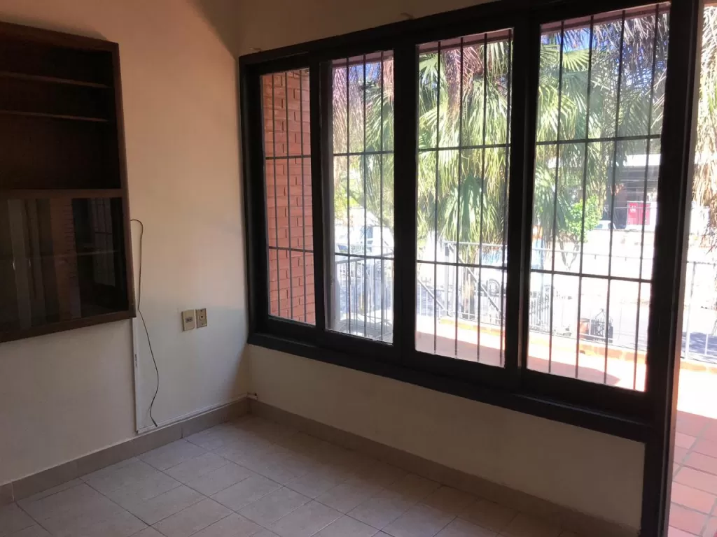 Departamento para 1 persona, con cochera, excelente ubicación! — foto 3