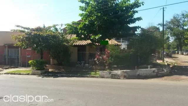 VENDO CASA EN ESQUINA, EN FDO. DE LA MORA ZONA NORTE. J4077. — foto 3
