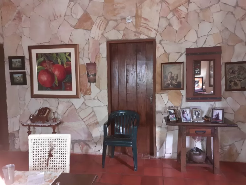 VENDO HERMOSA CASA EN PARAGUARI BUENISIMA UBICACIÓN — foto 2