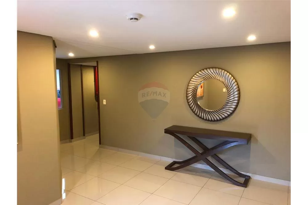 EN VENTA DEPARTAMENTO DE 2 DORMITORIOS CON AREA DE SERVICIO — foto 3