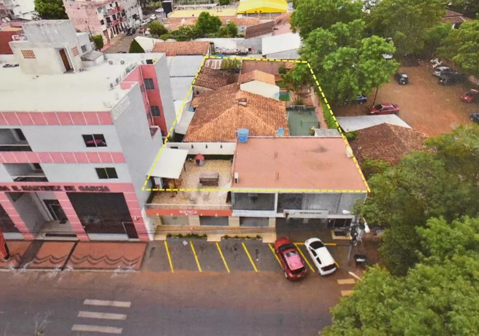 ATENCIÓN INVERSIONISTAS - VENDO INMUEBLE DE 800 mts2. - CENTRO DE CIUDAD DEL ESTE — foto 3