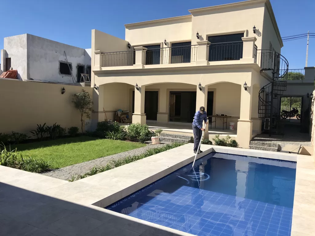 Vendo Heremosa Residencia a Estrenar Estilo Toscano en el Yacht y Golf Club Pyo!! — foto 2