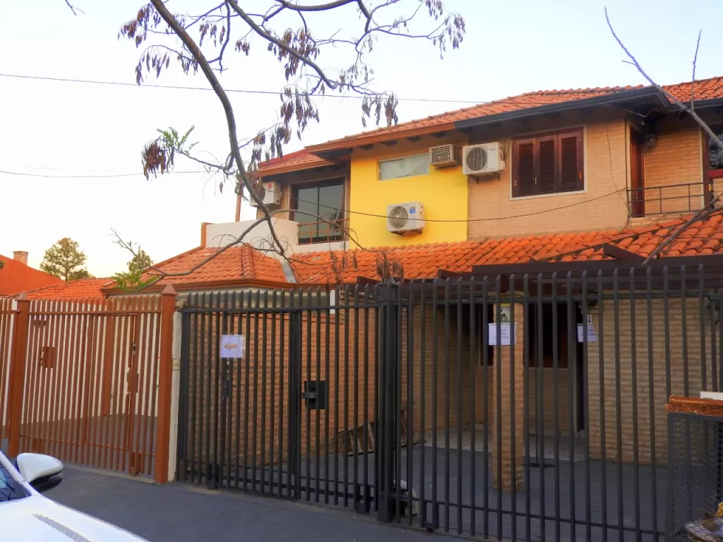 Duplex en barrio residencial, excelente localización, zona St Annes School — foto 2