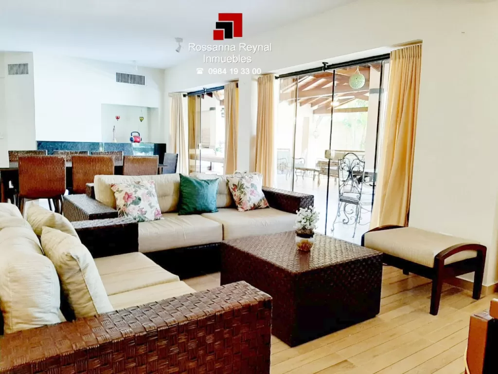 VENDO EN SAN BERNARDINO ESPECTACULAR RESIDENCIA TOTALMENTE AMOBLADA Y EQUIPADA!!! — foto 2