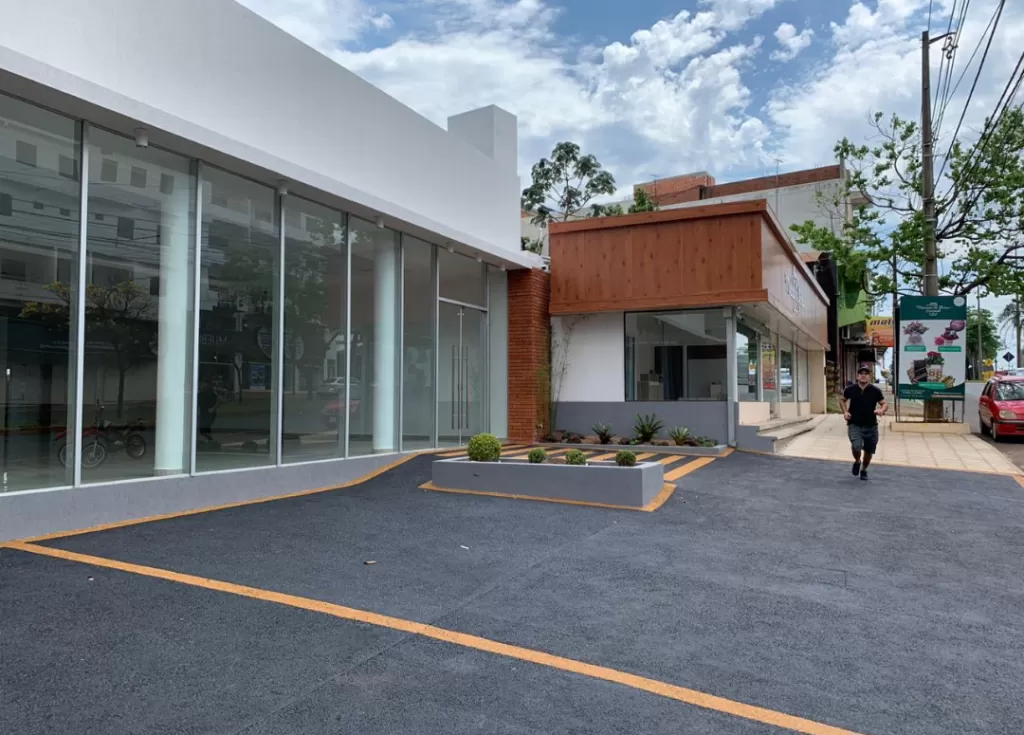 Alquilo salón comercial - Encarnación — foto 3