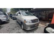 VENDO TOYOTA GRAN HIACE AÑO 2000 RECIEN IMPORTADO!!! TR. AUGUSTO CENTURION