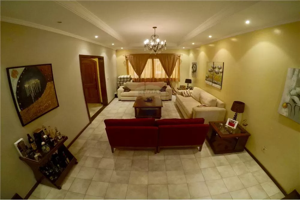 EXCLUSIVA RESIDENCIA EN BARRIO RECOLETA 370,000 USD — foto 2