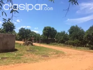 A 100 mts de Importante Asfaltado de Luque, Esquina Ideal para Vivir o Invertir — foto 2