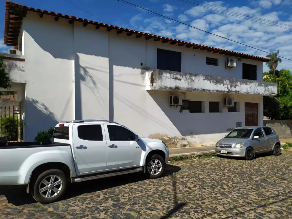 VENDO PROPIEDAD SOBRE AV. BRUNO GUGGIARI — foto 2