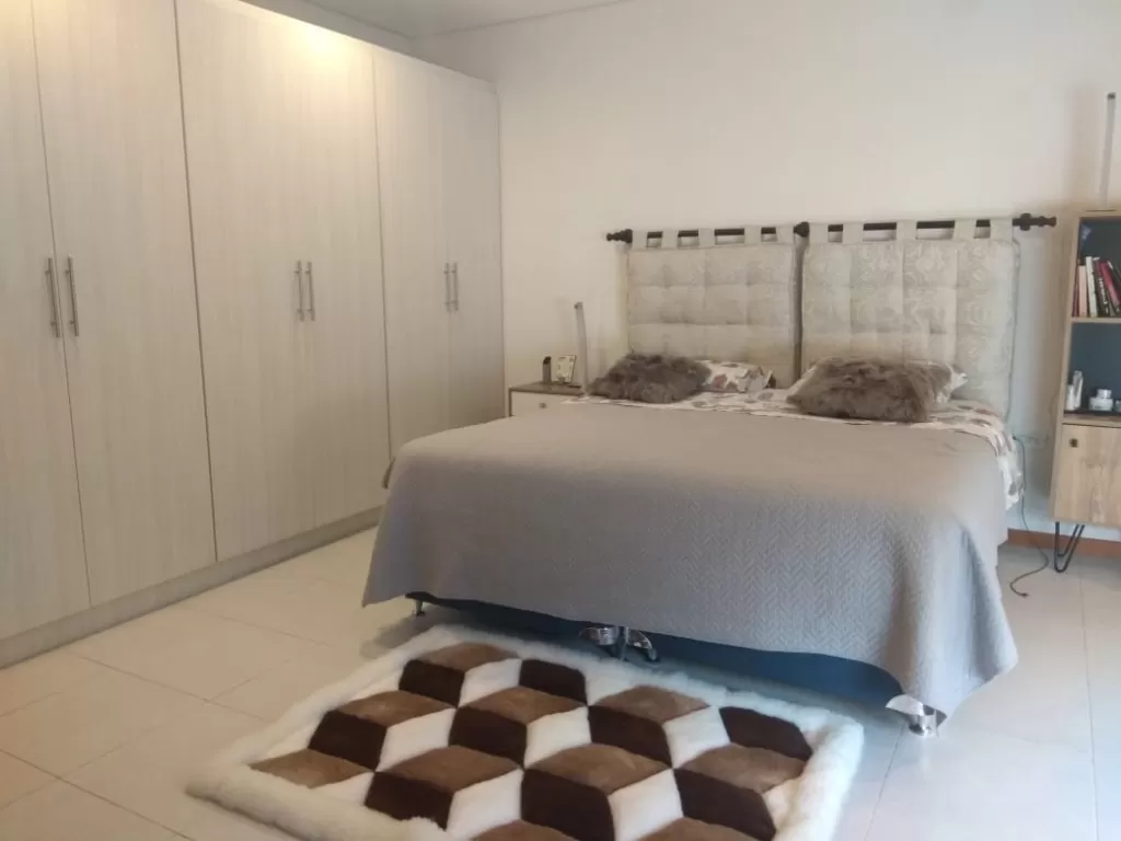 Duplex de tres Dorm en Pleno Barrio Herrera!! — foto 2