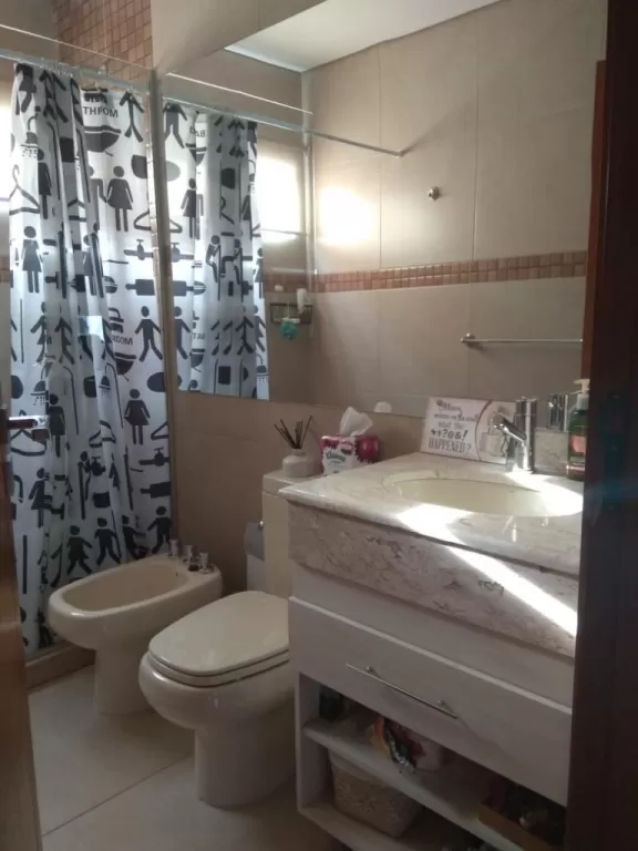 Duplex de tres Dorm en Pleno Barrio Herrera!! — foto 3