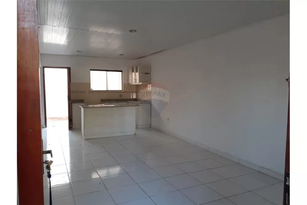 Casa a estrenar a cuadras de calle Colonia Elisa — foto 3