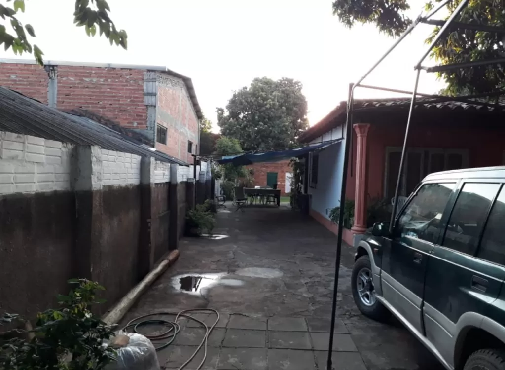 VENDO CASA EN FDO. DE LA MORA ZONA SUR. J4144. — foto 3