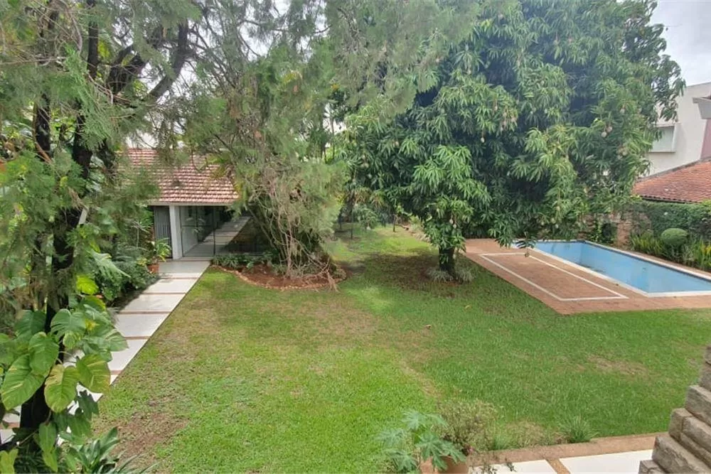 RESIDENCIA CON PATIO AMPLIO ENFRENTE AL CIT — foto 3