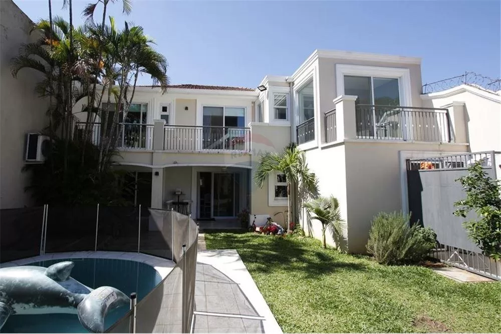 Vendo Casa en Carmelitas pasos de San Martin y Molas Lopez — foto 2