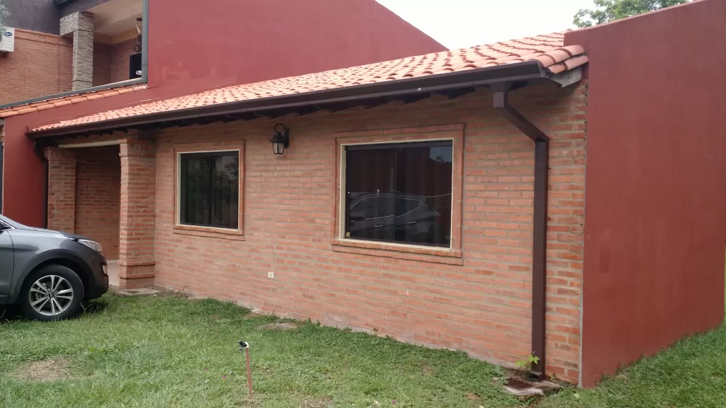 Coqueto chalet zona Av. Peron — foto 2