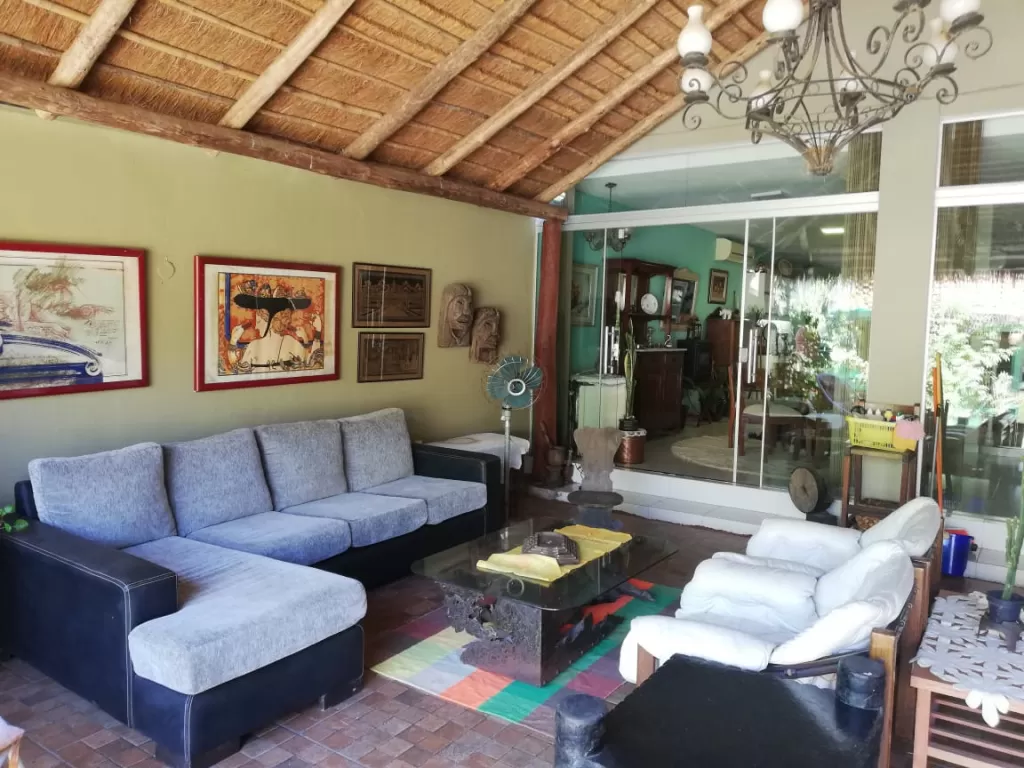 PROX. YACHT Y GOLF CLUB (LAMBARÉ): HERMOSA RESIDENCIA, 3 SUITES, JARDÍN, PISCINA. — foto 2