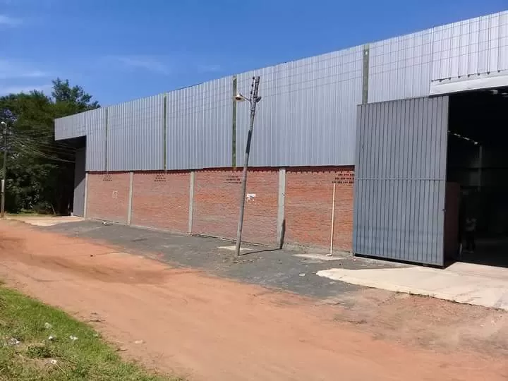 MR ALONSO REMANSO CASTILLO: 1.092M2 IMPECABLE DEPOSITO, P EMPRESAS E INDUSTRIAS. — foto 2