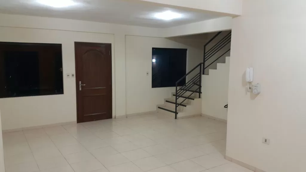 VENDO DUPLEX DETRAS DE TELETON, 4 MOJONES — foto 2