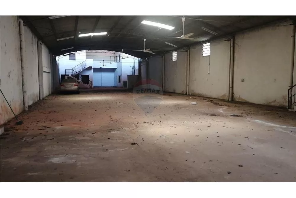 Deposito Zona Seminario 400,000 USD — foto 3