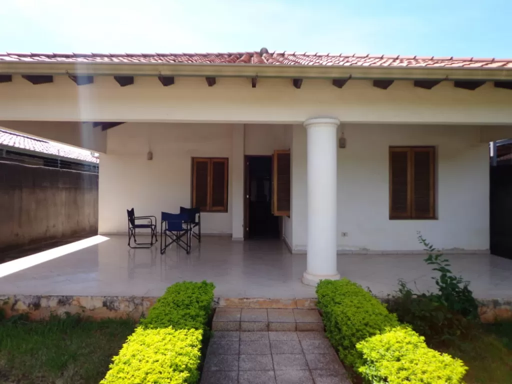 Casa en Fernando de la Mora — foto 3