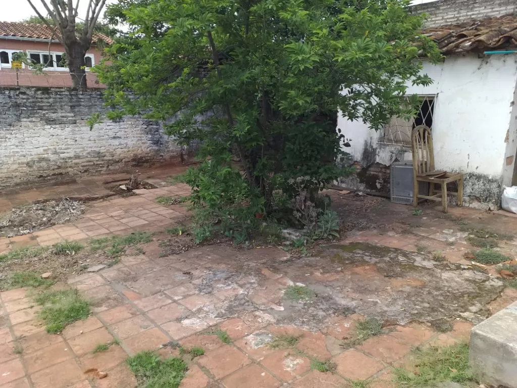 TERRENO PARA CONSTRUIR VIVIENDA TIPO DUPLEX EN ASUNCIÓN A MINUTOS DEL CENTRO — foto 2