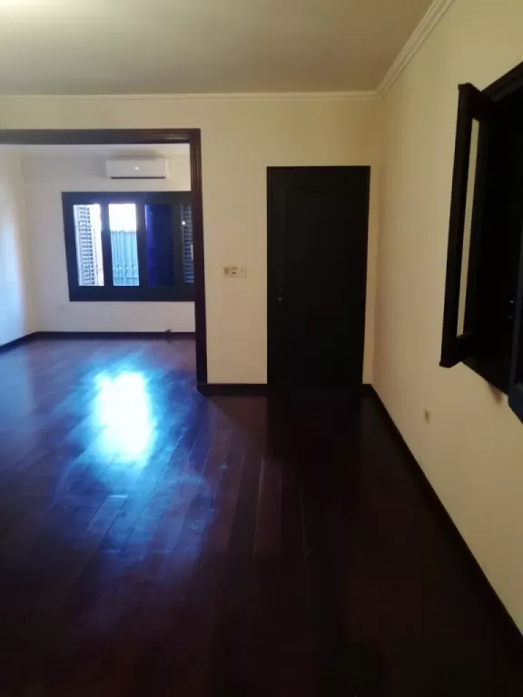 Amplia casa totalmente re acondicionada zona peru y azara ideal para oficinas o viviendas — foto 3