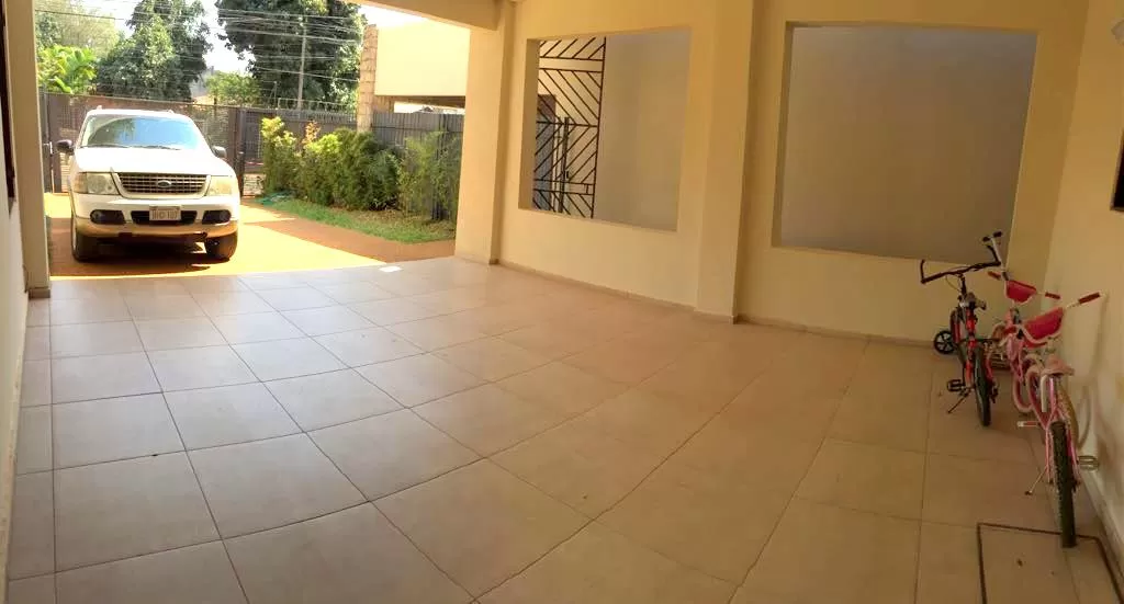 Vendo casa en Villa Aurelia, a cuadras de Boggiani. — foto 3