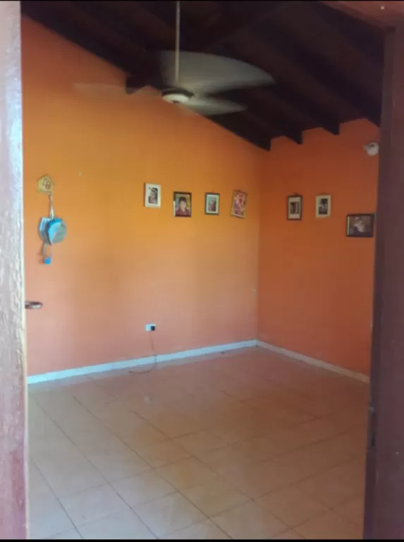 VENDO 2 CASAS EN UN MISMO TERRENO EN LIMPIO. M6009. — foto 3