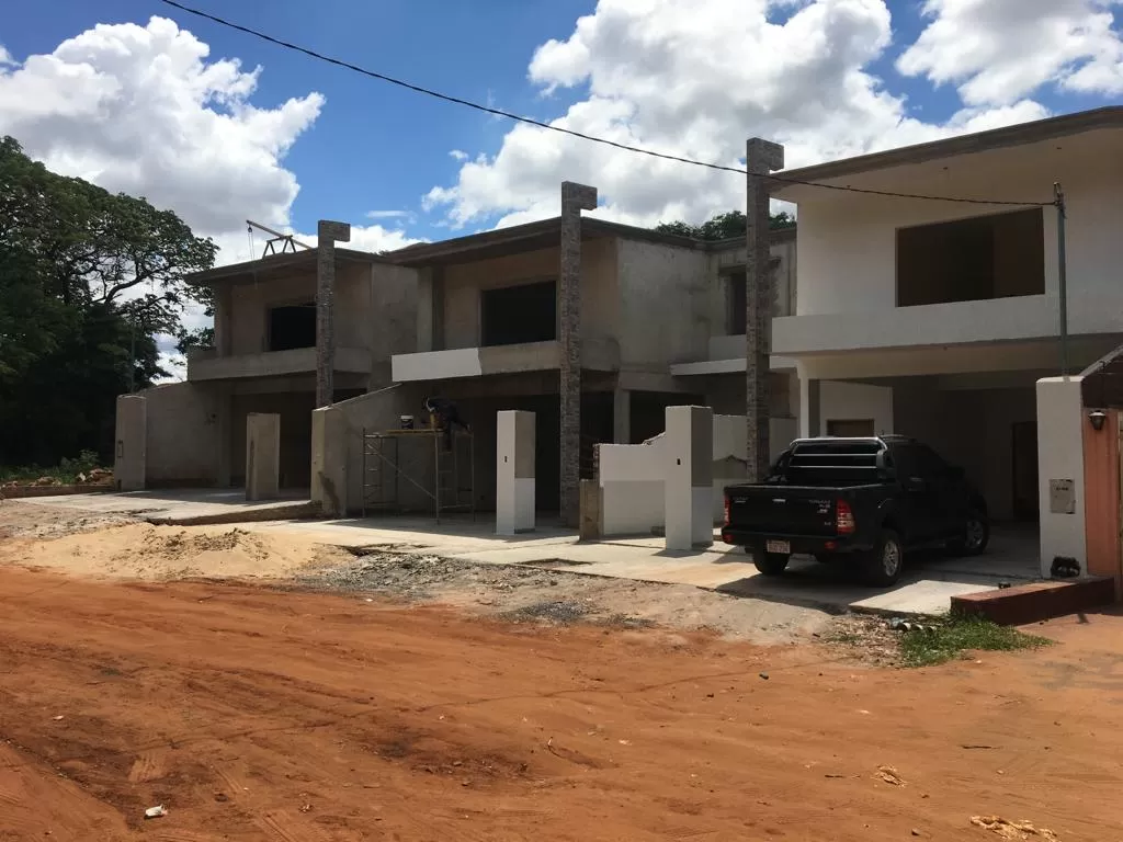 Vendo Triplex a Terminar. — foto 3