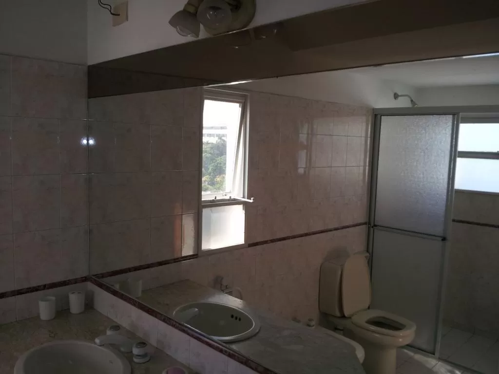 Departamento en Edificio LA MERCED amplio de 2 Hab en suite — foto 2