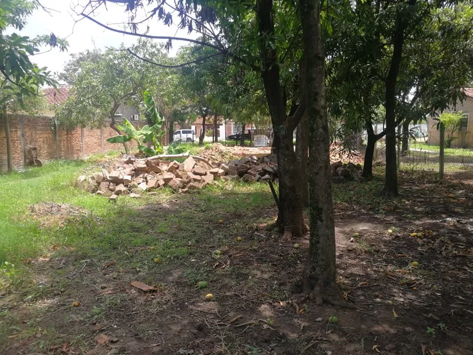 MARIANO ROQUE ALONSO VENDO TERRENO DE 647 MTS 2 - ZONA MUNICIPALIDAD — foto 2