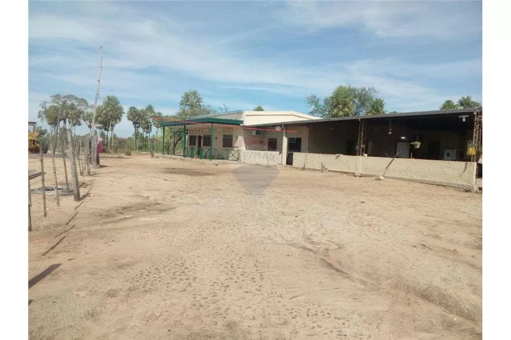 Campo de 4.120 Has. en Pozo Colorado 4,326,000 USD — foto 3