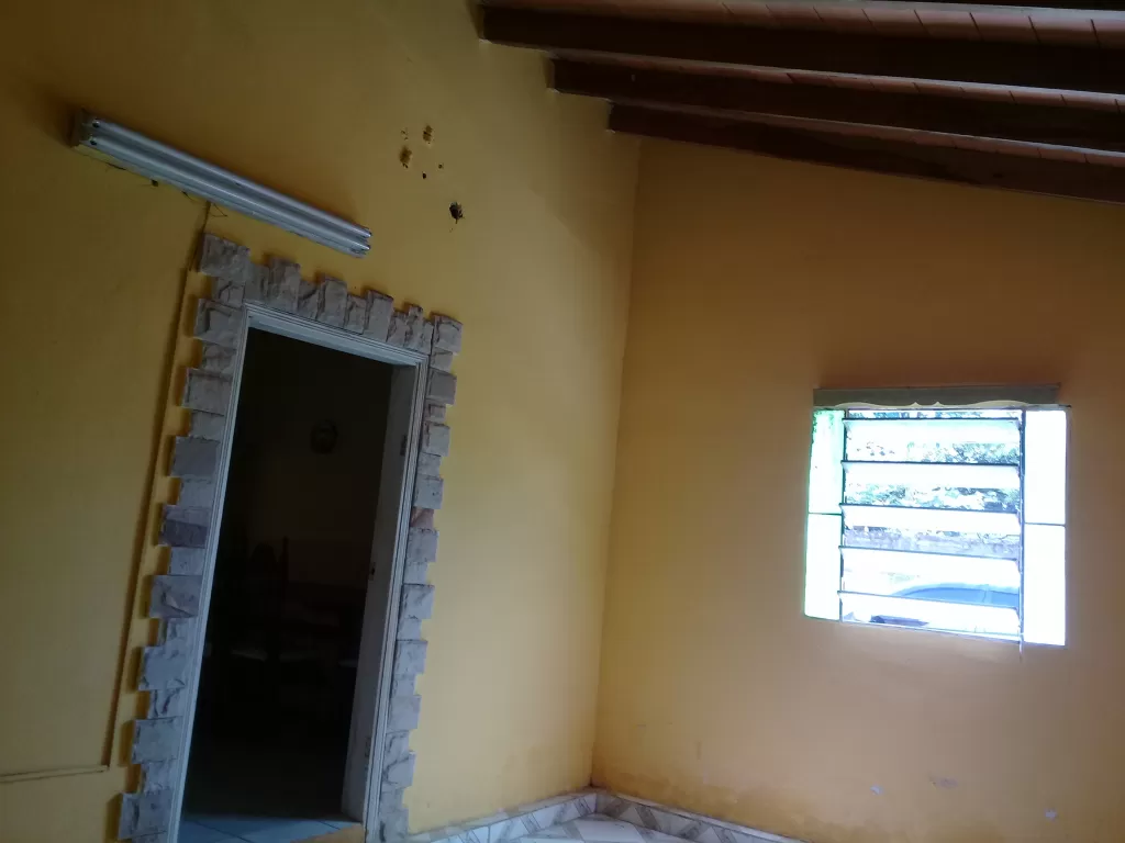 Alquilo casa en Aregua — foto 2