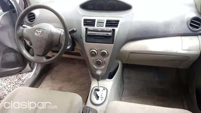 Toyota Belta 2010 - foto 2