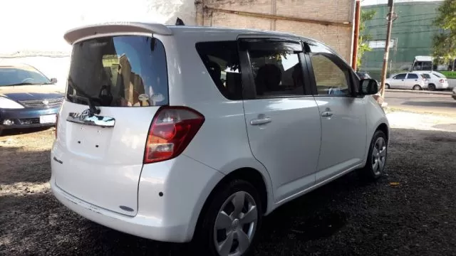 Toyota Ractis 2007 — foto 6