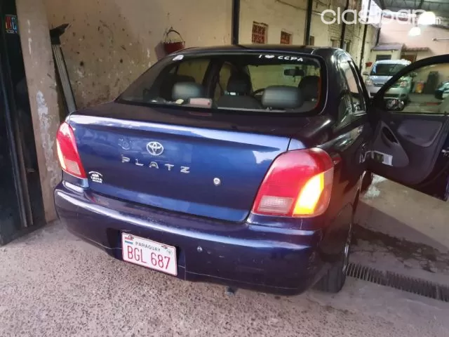 Toyota Platz 2001 — foto 5