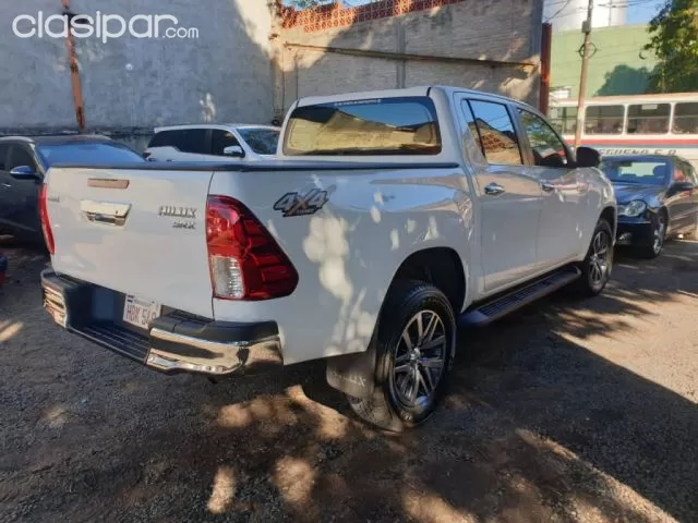 Toyota Hilux 2017 — foto 4