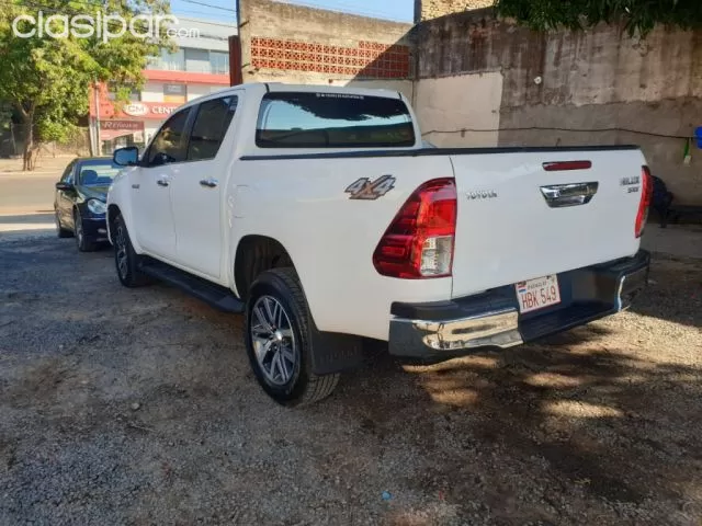 Toyota Hilux 2017 — foto 6