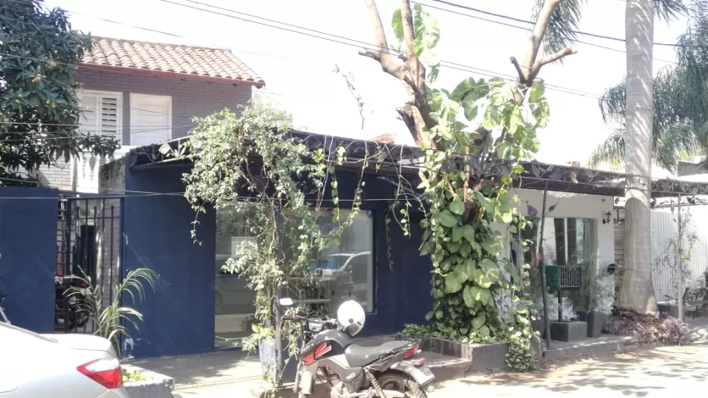 Vendo TERRENO CON CASA DOS LOCALES ZONA VILLA MORRA — foto 3